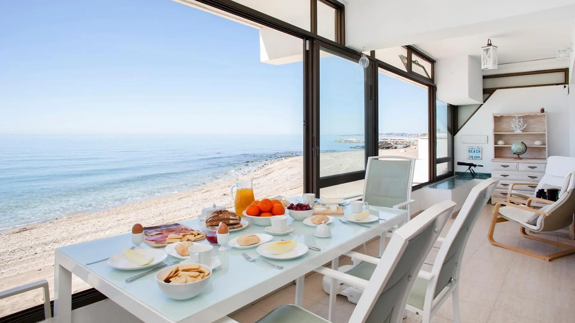דירה בנאלמדנה Seaside Paradise - Walk In, 5 Meters To The Ocean ספרד