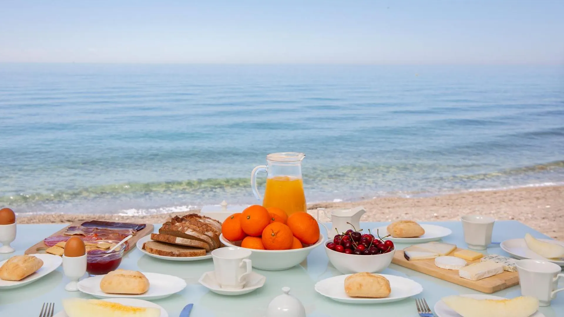 Seaside Paradise - Walk In, 5 Meters To The Ocean Benalmádena 0*,  Espagne