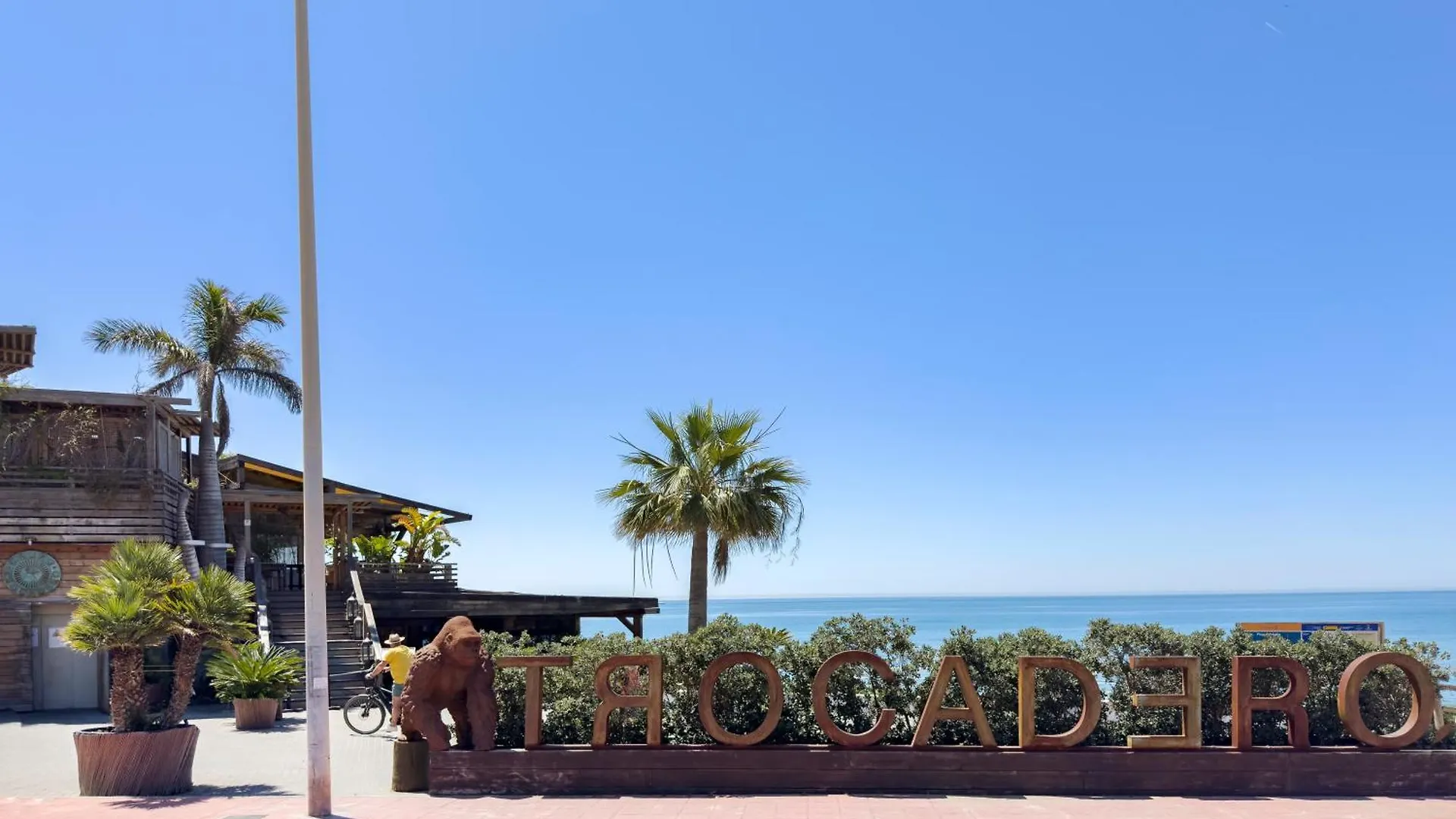 Seaside Paradise - Walk In, 5 Meters To The Ocean Benalmádena